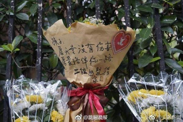 罗马诺：纽卡密切关注塞斯科情况，已获悉交易所需的转会费
